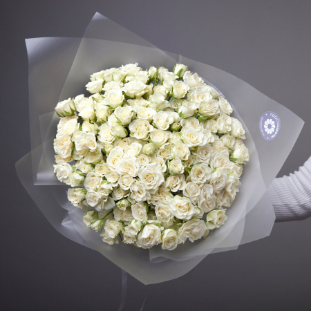 Букет Роза кустовая "Сноу Флейк" 