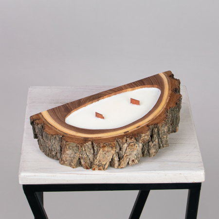 Ароматическая свеча, авторской работы, в спиле дерева, D17 Амбра Вечерняя