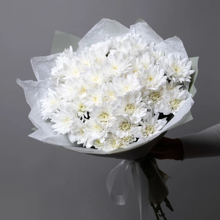 Букет Хризантема кустовая "Балтика белая" 