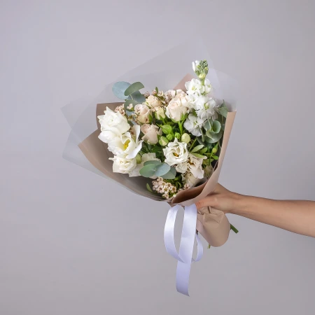 Букет "Флоренция" XS из кустовой розы 