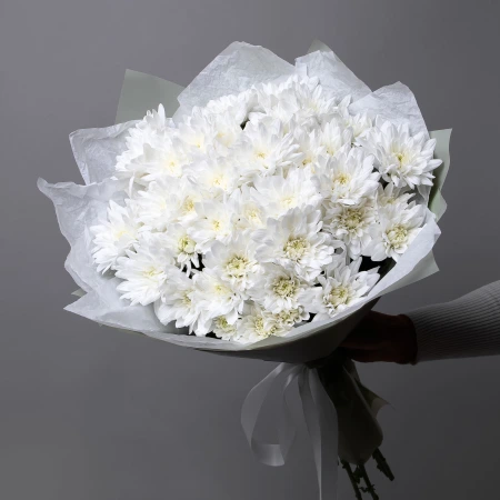 Букет Хризантема кустовая "Балтика белая" 