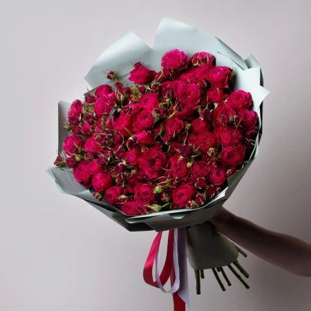 Букет Роза кустовая "Пати Трендсеттер" 