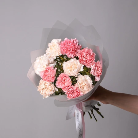 Дуобукет из розовых и кремовых гвоздик 