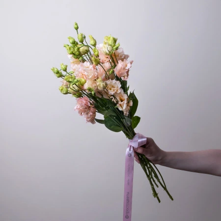 Букет Лизиантус "Алиса Лайт Априкот" 