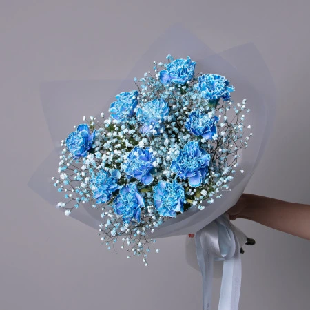 Дуобукет из голубой гвоздики и гипсофилы 