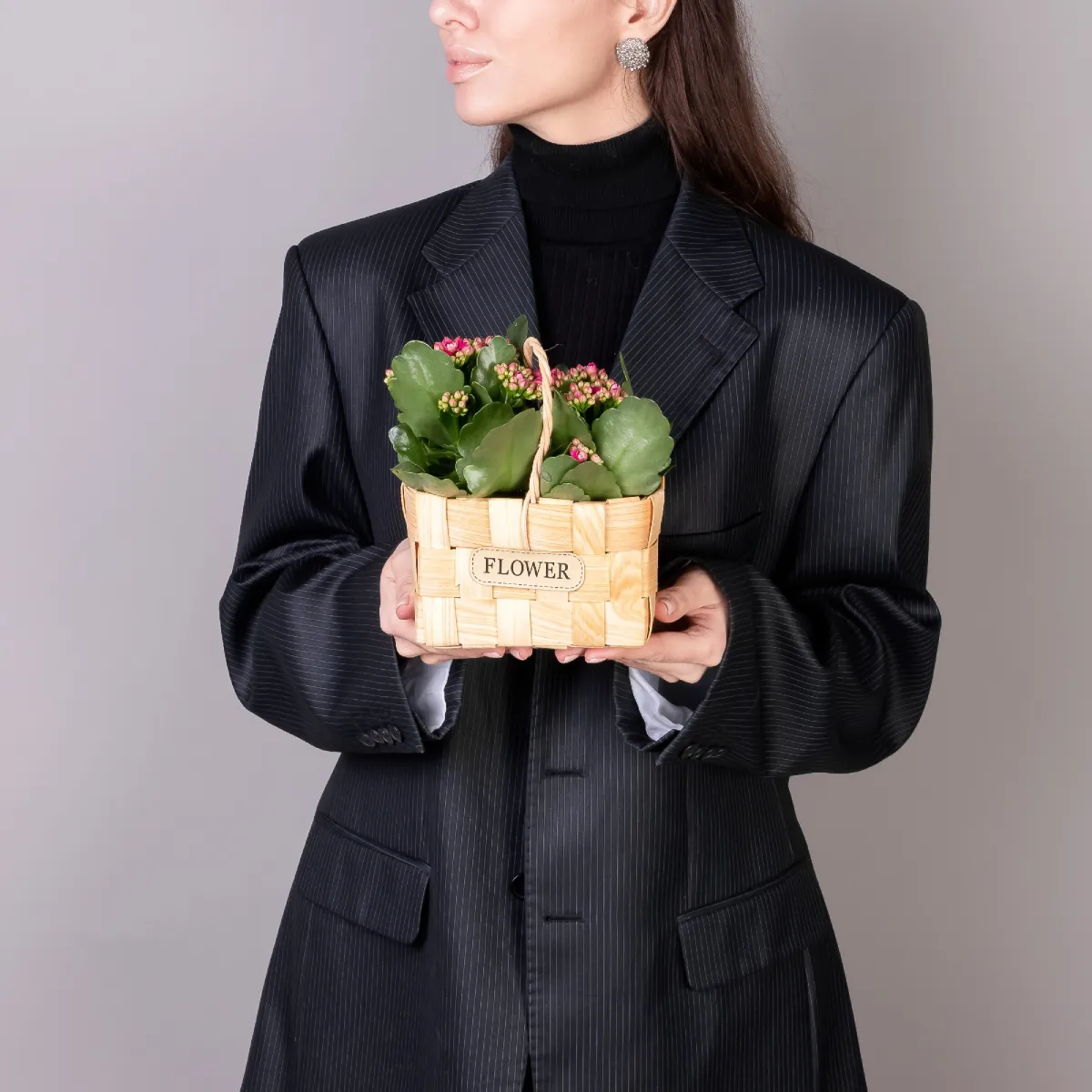 Каланхое Мини Микс в натуральной корзине_2