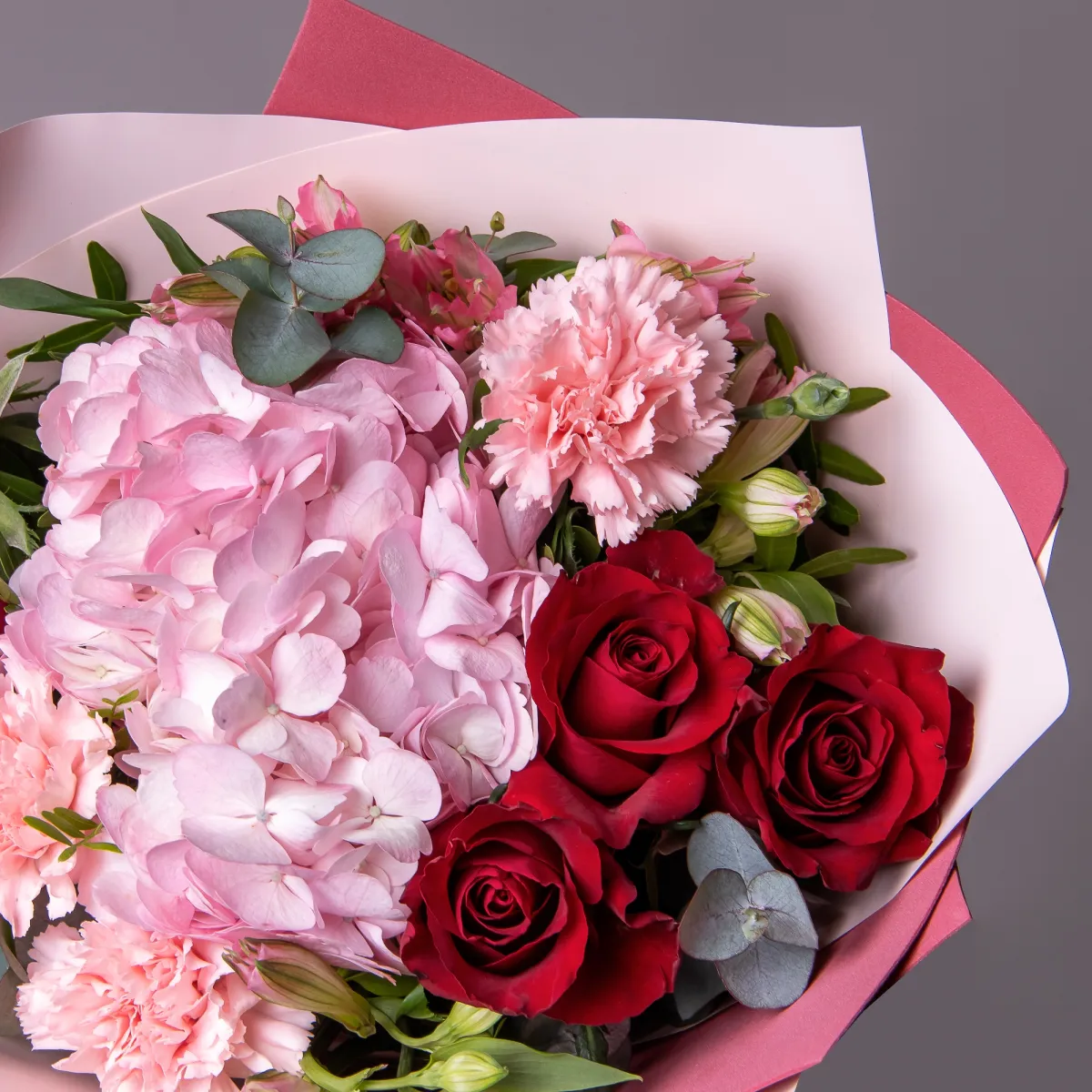 Флористический букет "Обаятельный босс М"_4