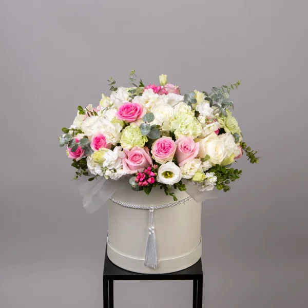 Композиция "Шляпная коробка М" микс