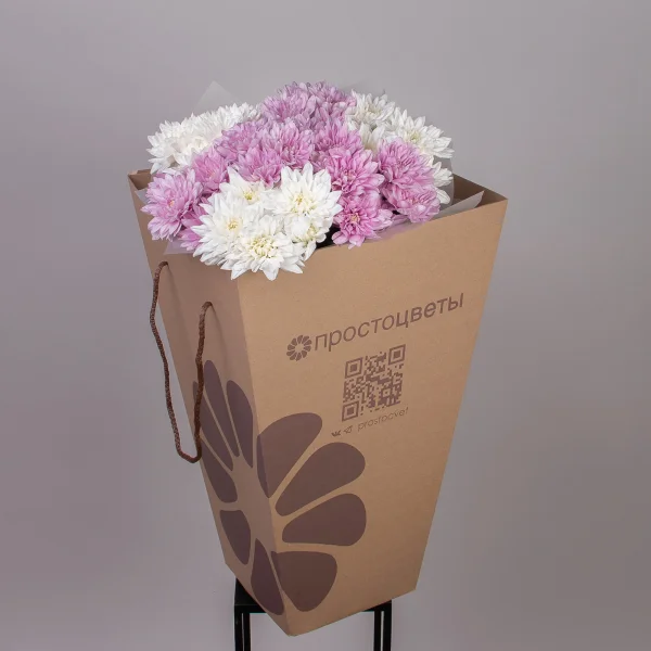 Флористический букет "Дуобукет из белой и розовой кустовой хризантемы"_5