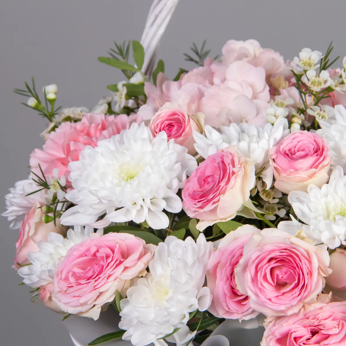 Композиция "Корзина с любовью М"_5