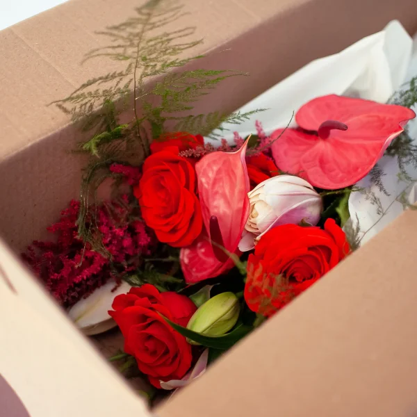 Флористический букет "Цветочный бокс №7"91