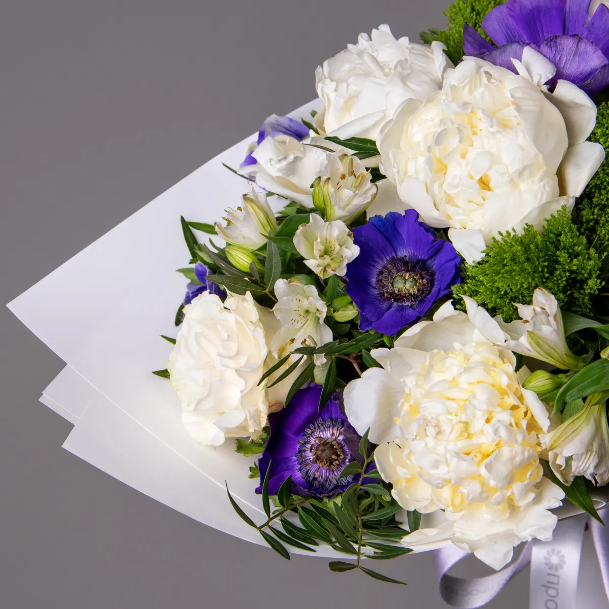 Флористический букет "Контрастная нежность"_2