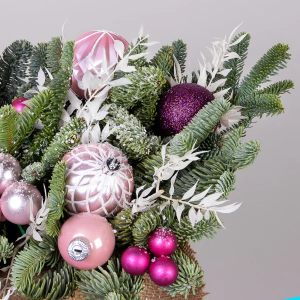 Композиция "Новогодняя со свечой Розовая M"_5