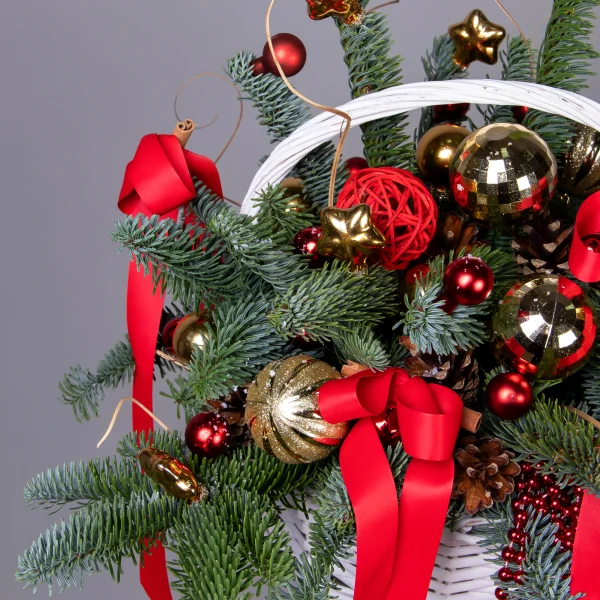 Композиция "Новогодняя в корзине красная"_3