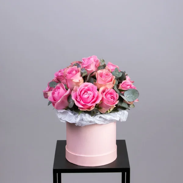 Композиция "Шляпная коробка Розовые Розы"