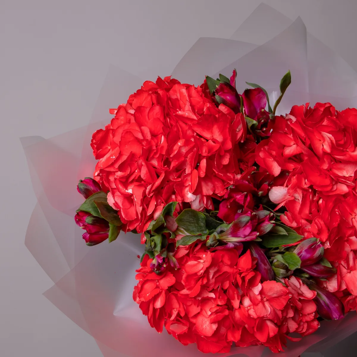 Флористический букет "Дуобукет из красной гортензии и альстромерии"3