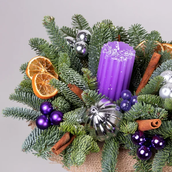 Композиция "Новогодняя со свечой Фиолетовая M"_3