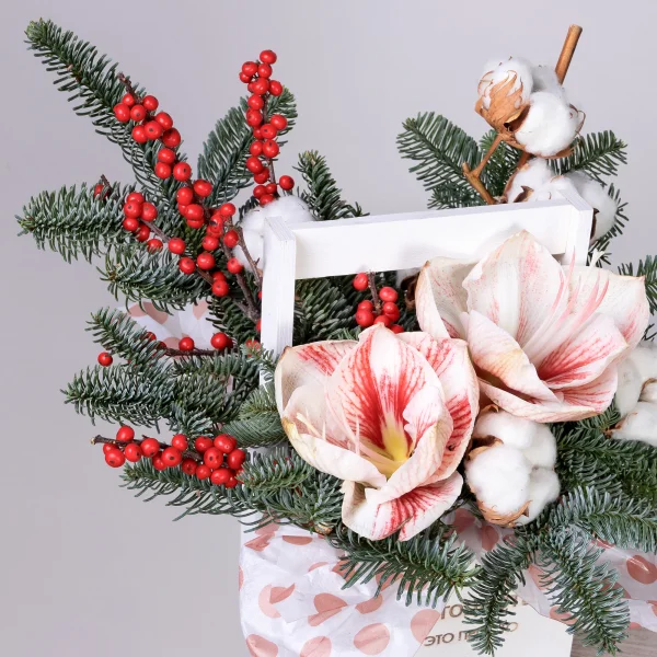 Композиция "Ящик Ягоды на снегу"_3