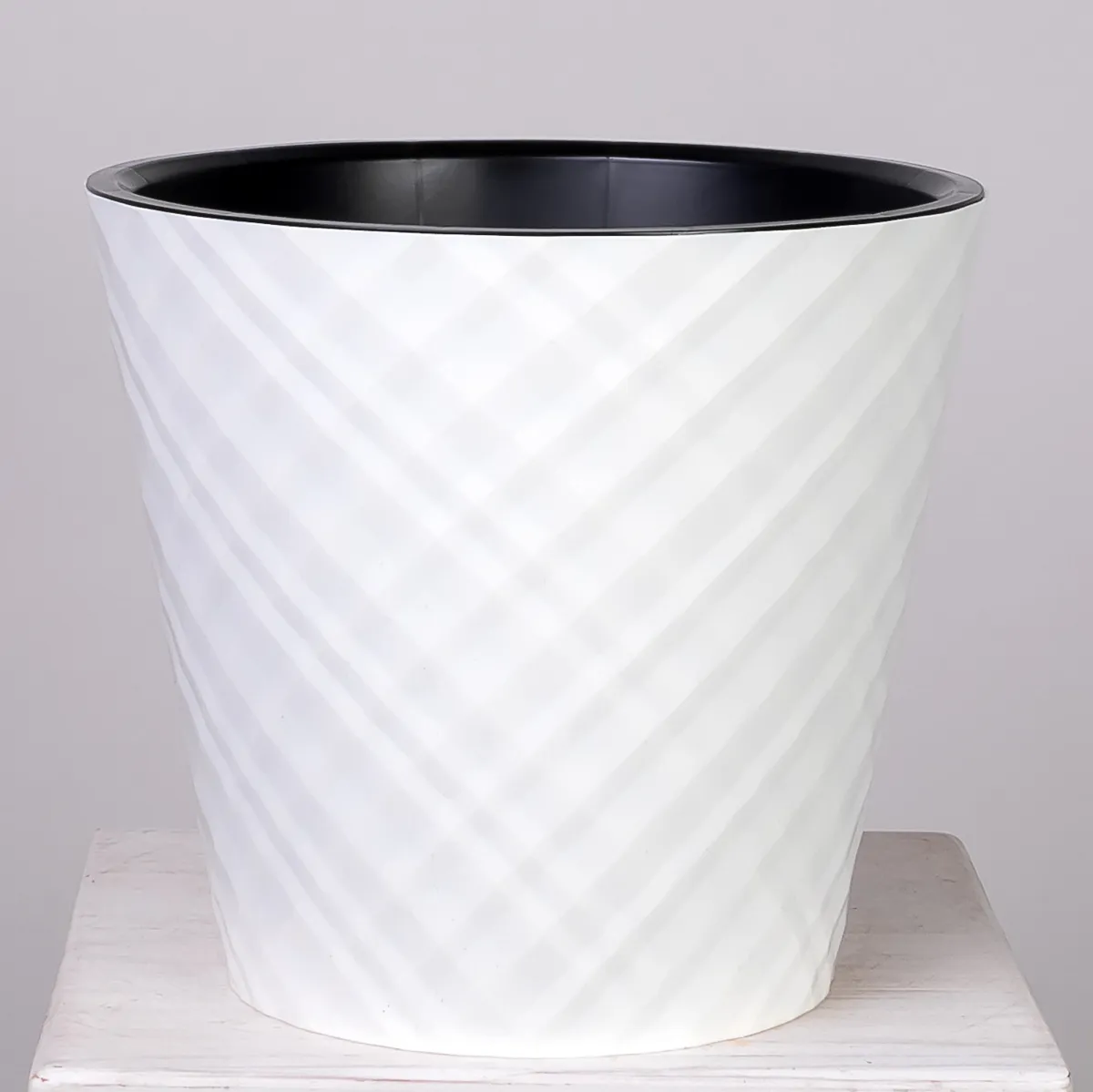 Кашпо Ингрин Manhattan, c дренажной вставкой_3