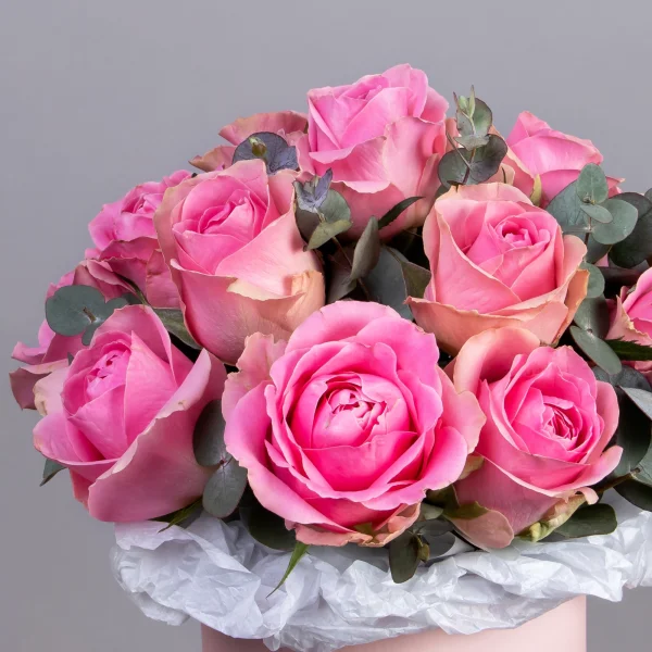 Композиция "Шляпная коробка Розовые Розы"