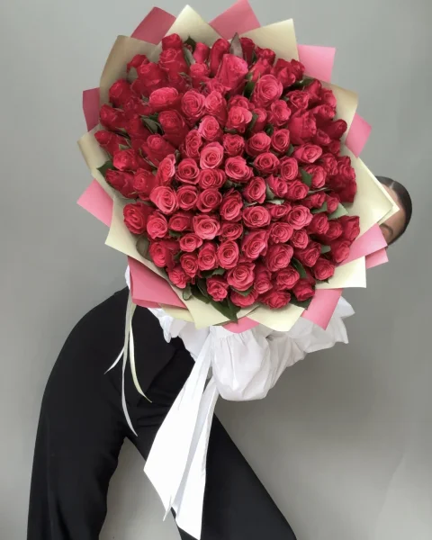 Флористический букет "101 малиновая роза"_3