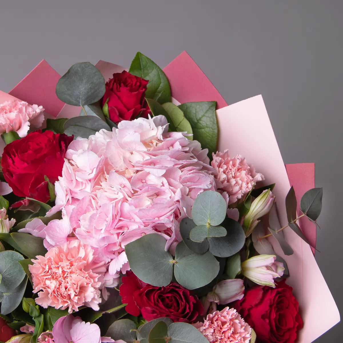 Флористический букет "Обаятельный босс"_4