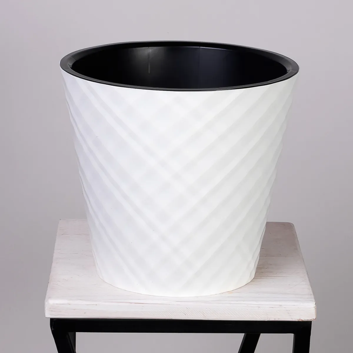 Кашпо Ингрин Manhattan, c дренажной вставкой_1