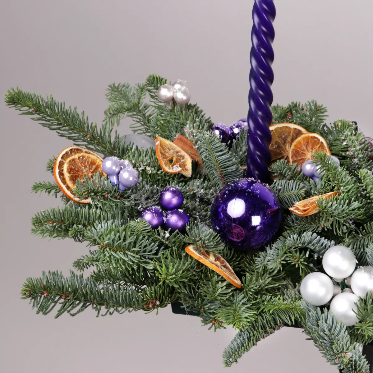 Композиция "Новогодняя со свечой Фиолетовая L"_5