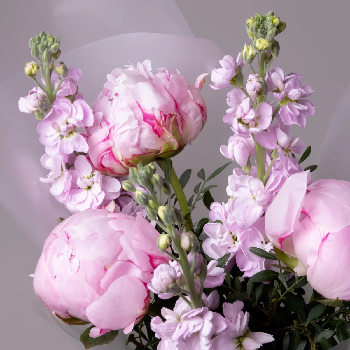 Флористический букет "Дуобукет из розового пиона и маттиолы"_4