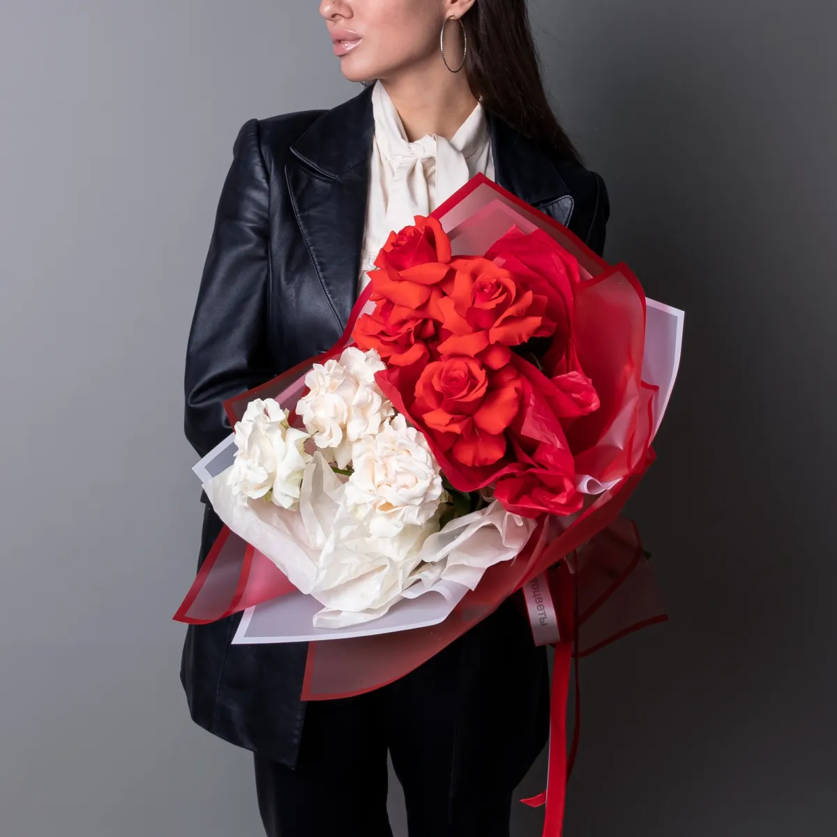 Флористический букет "Страсть и нежность"2