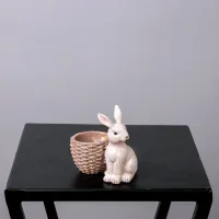 Фигурка ГК Зайка с корзинкой 708-229_1