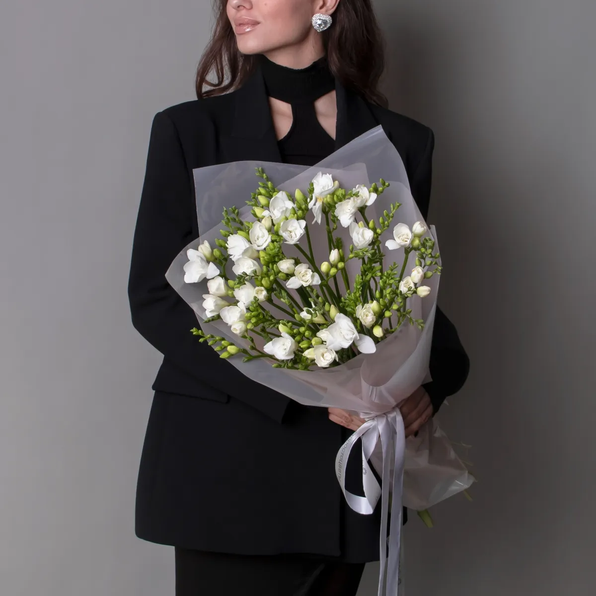 Букет Фрезия "Эн Ван Вайт"_2