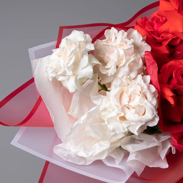 Флористический букет "Страсть и нежность"3