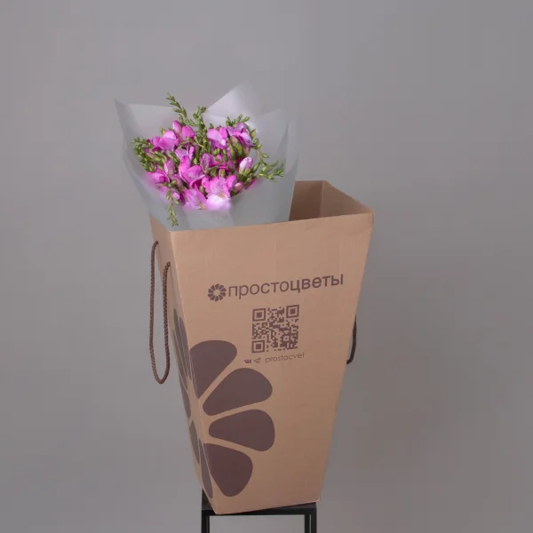 Букет Фрезия "Эн Ван Пинк"_5