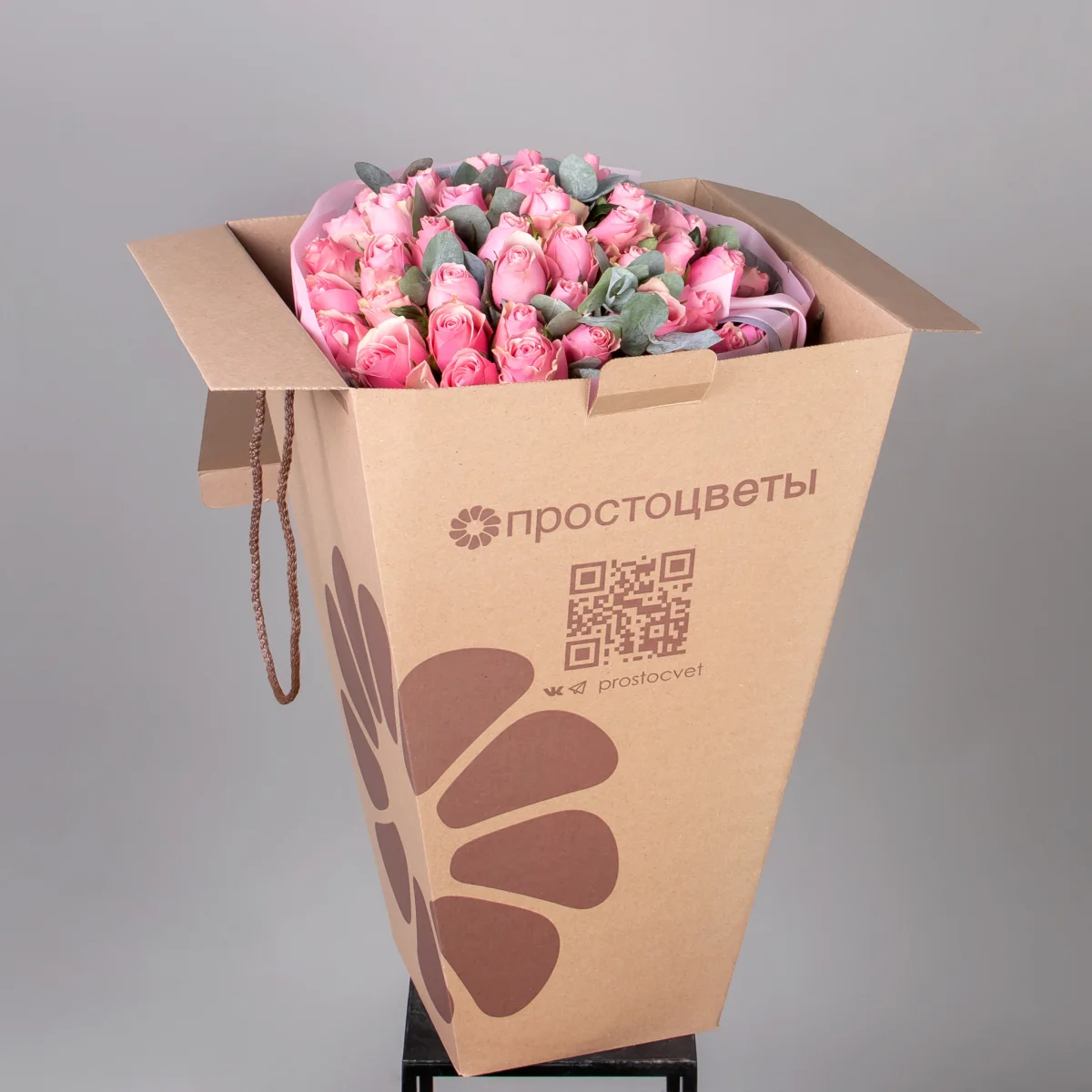 Букет розы с эвкалиптом розовый гранд_4