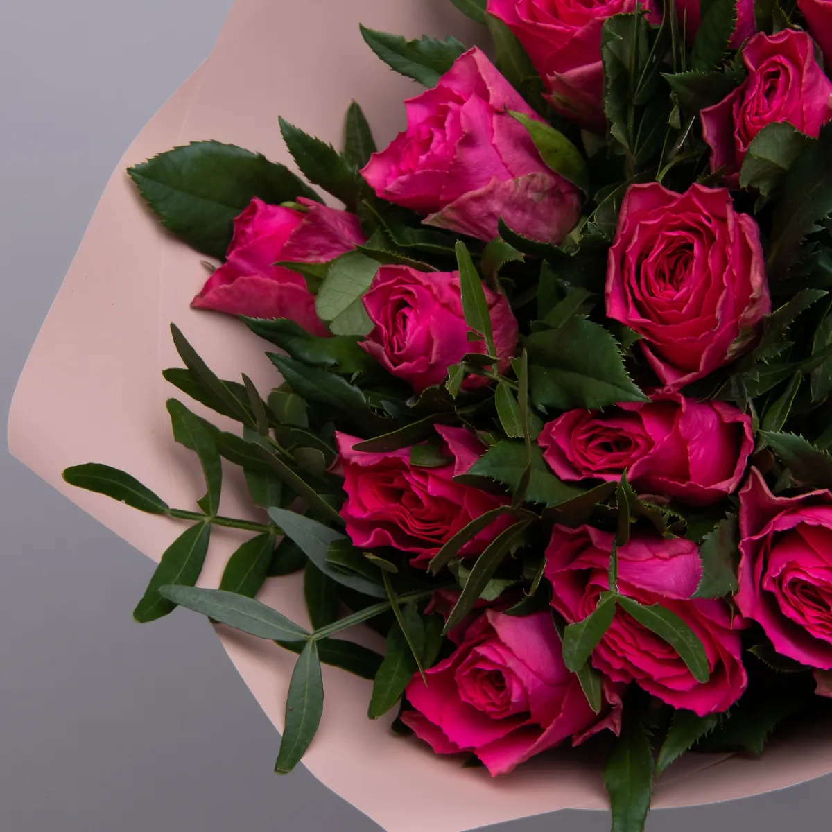 Флористический букет "Розы ПРОМО розовые"