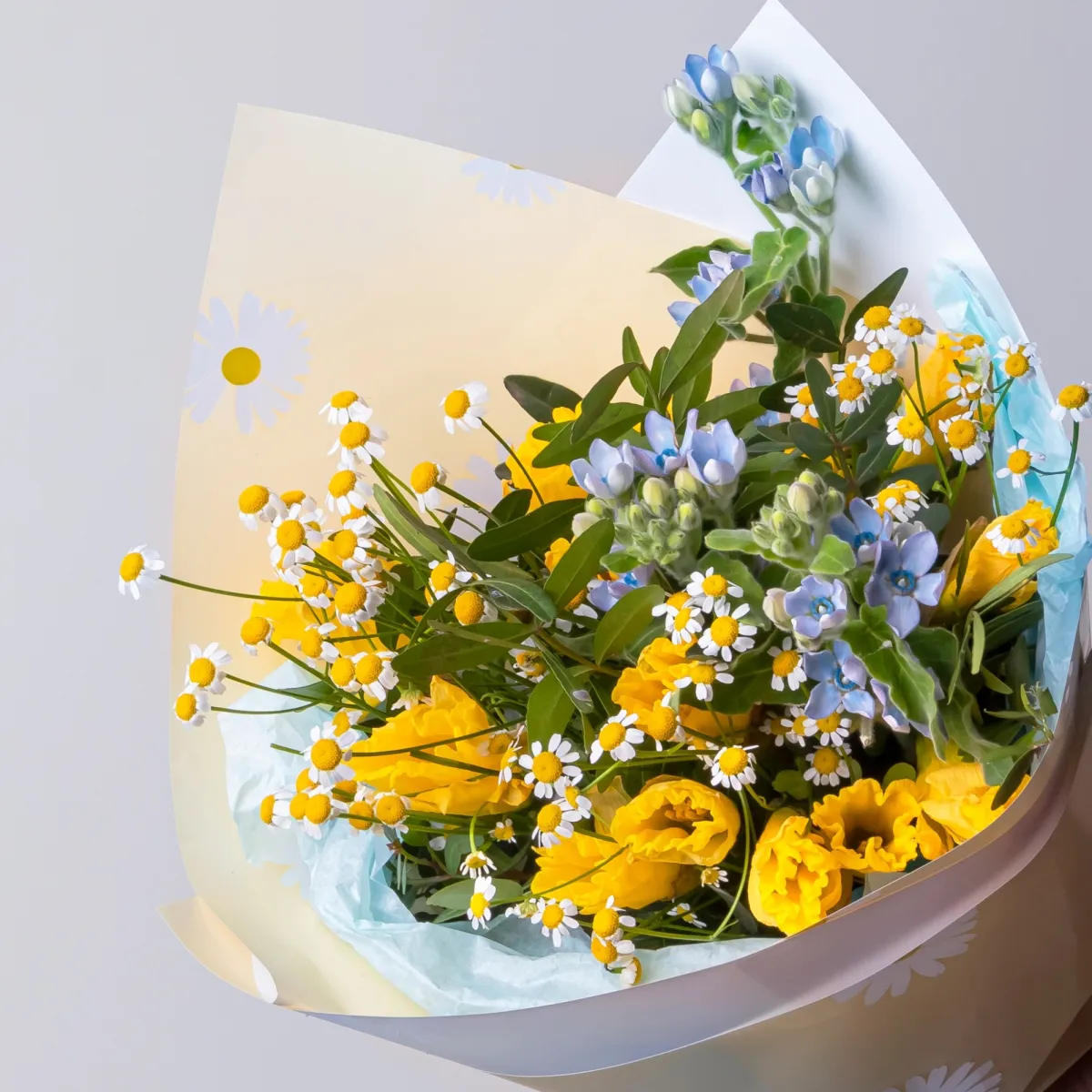 Флористический букет "Комплимент из нарциссов 1"_3