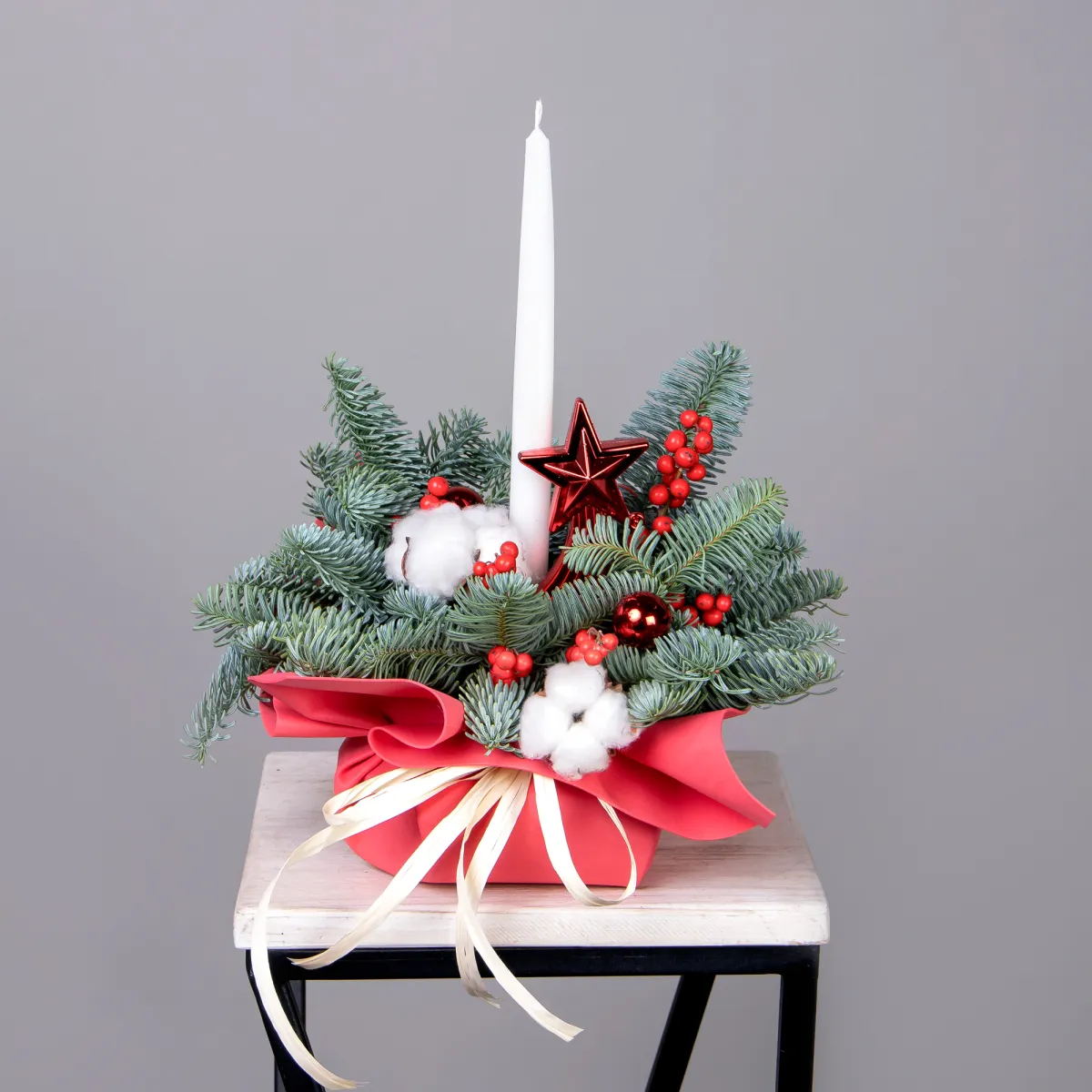 Композиция "Новогодняя с белым хлопком и ягодами"_1