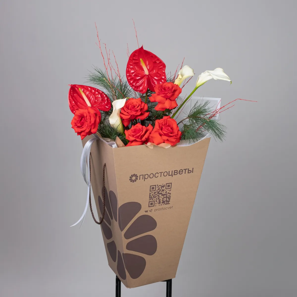 Флористический букет "Красный снегирь L"_5