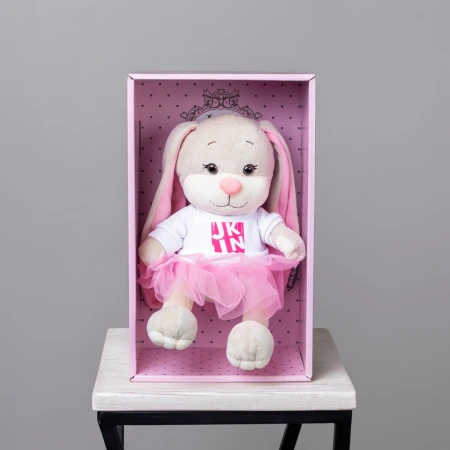 Игрушка Зайка Лин В Свитшоте С Розовой Юбочкой, 20 см, В Коробке