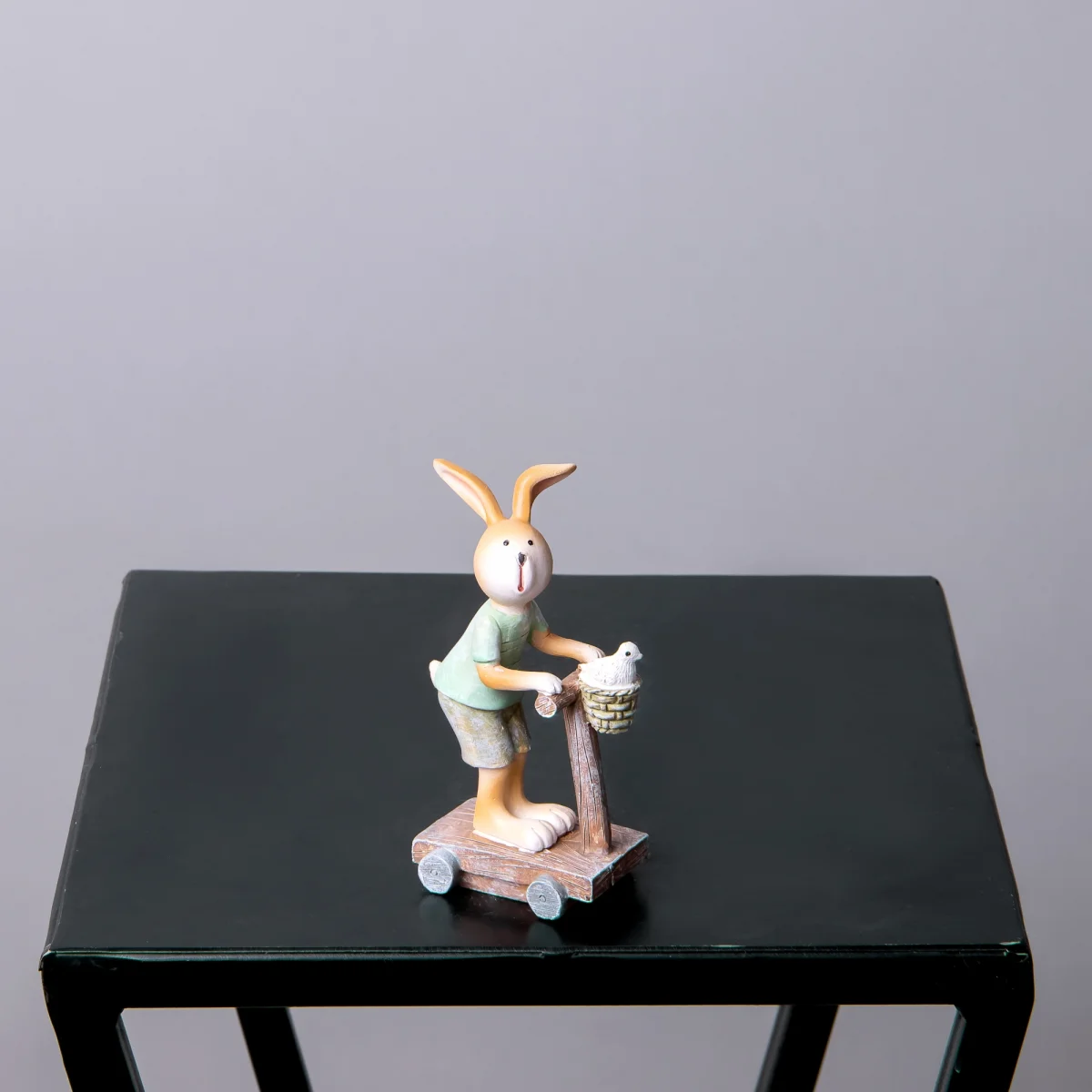 Фигурка ГК Зайка на самокате (2 шт в асс) 708-205  6,5*4*11см._4