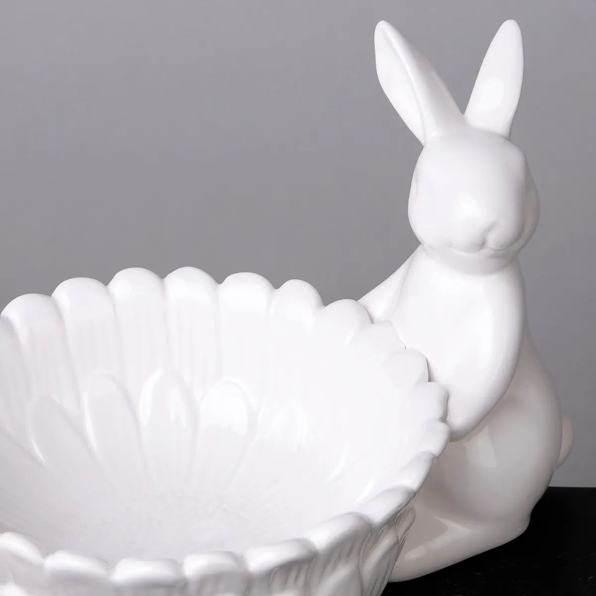 Фигурка ГК Корзина с зайками 733-510  21,5*16*25,8см._3