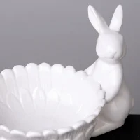 Фигурка ГК Корзина с зайками 733-510  21,5*16*25,8см._3