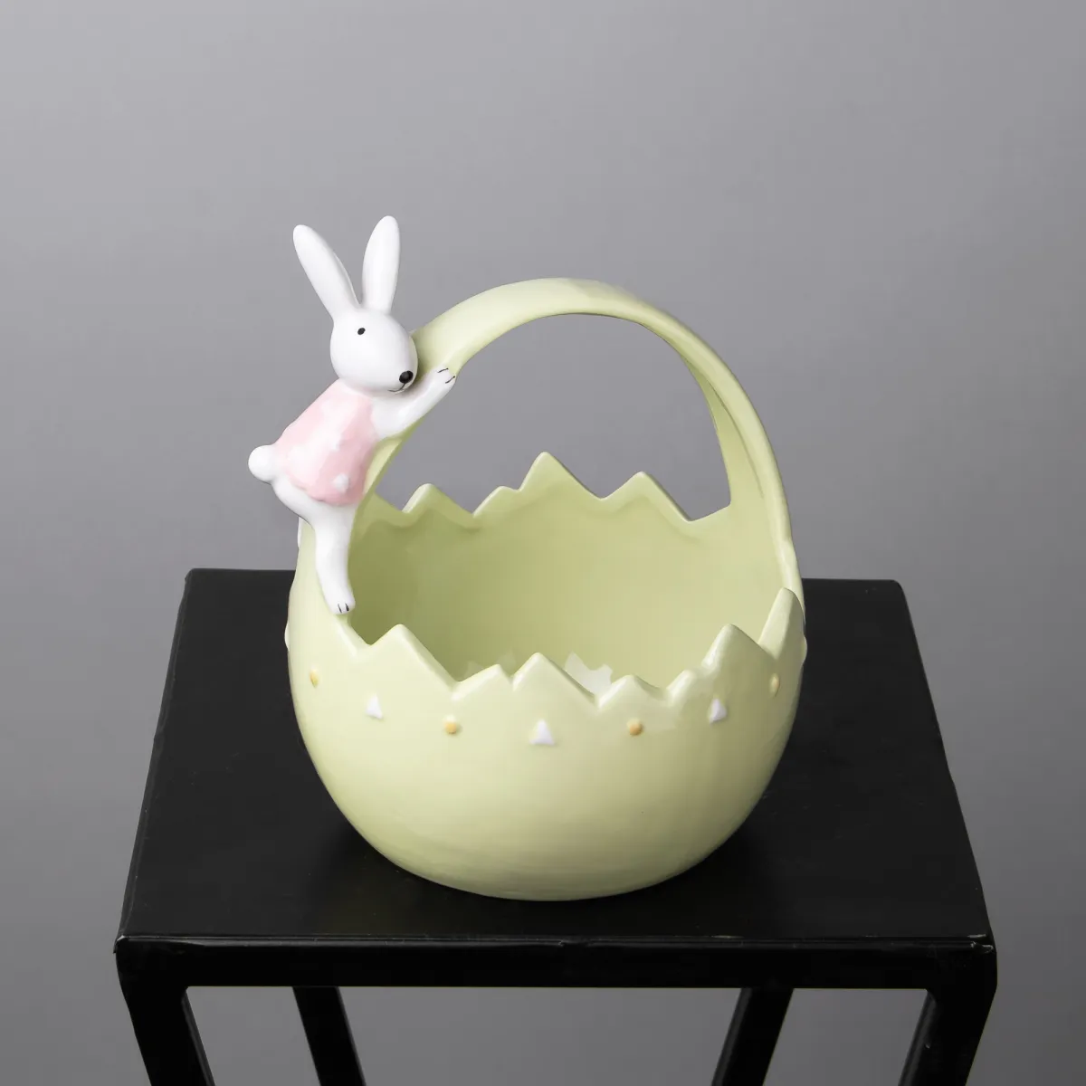 Фигурка ГК Корзина с зайчиком зеленый 834-883 16*15*18см_1